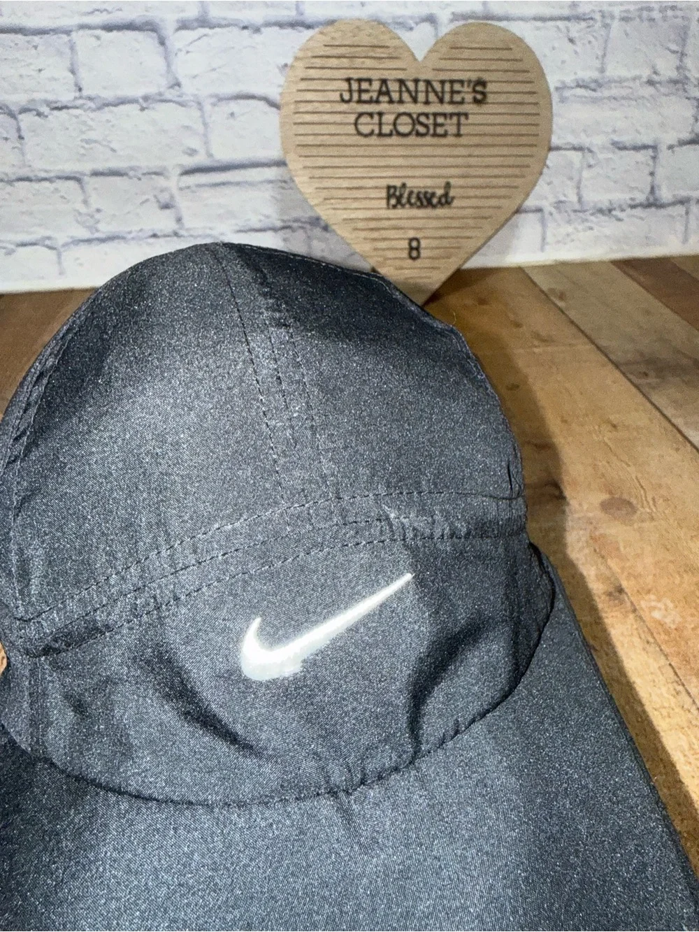 Nike 5 Panel Featherlight Black Dri Fit Swoosh Logo Adjustable Cap Hat Pre owned